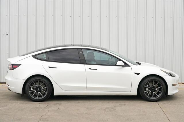 2022 Tesla Model 3 Long Range Dual Motor All-Wheel Drive