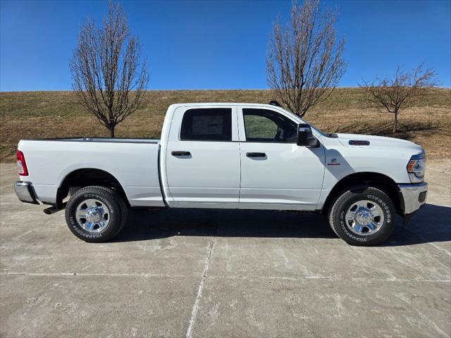 2024 RAM 2500 Tradesman Crew Cab 4x4 64 Box