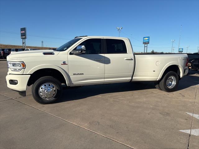2022 RAM 3500 Laramie Crew Cab 4x4 8 Box