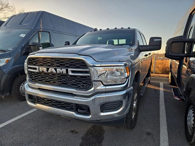 2024 RAM 2500 Tradesman Crew Cab 4x4 64 Box