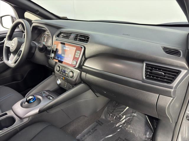 2025 Nissan LEAF S
