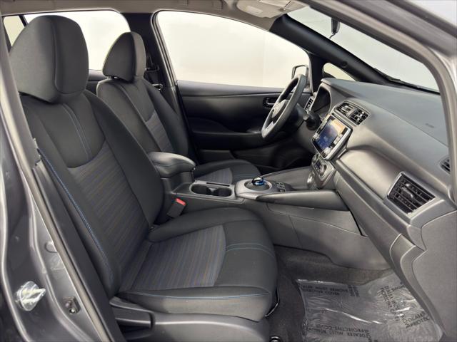 2025 Nissan LEAF S