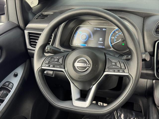 2025 Nissan LEAF S