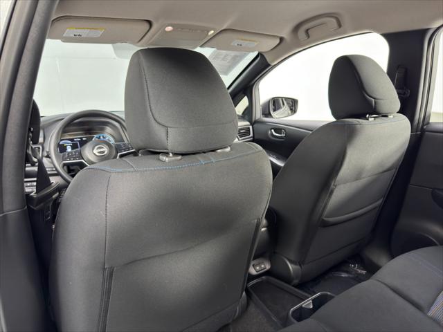 2025 Nissan LEAF S