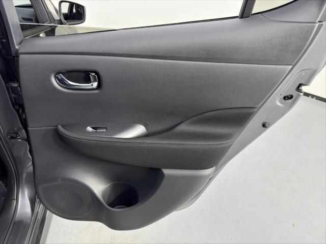 2025 Nissan LEAF S