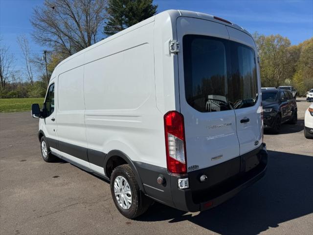 2017 Ford Transit T-250 148" Med Rf 9000 GVWR Sliding RH Dr