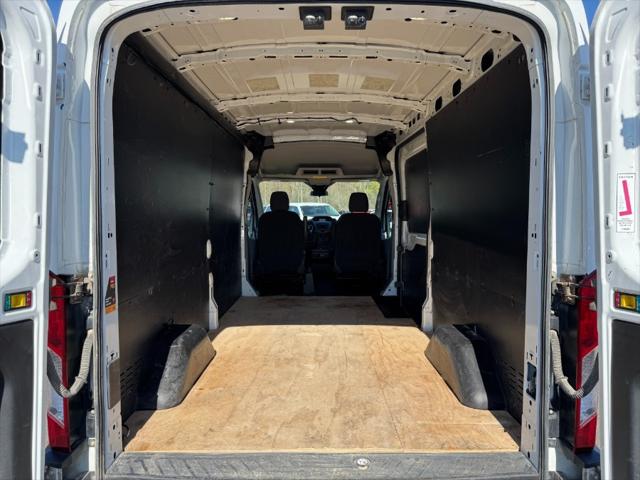 2017 Ford Transit T-250 148" Med Rf 9000 GVWR Sliding RH Dr