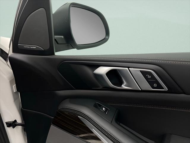 2025 BMW X5 xDrive50e