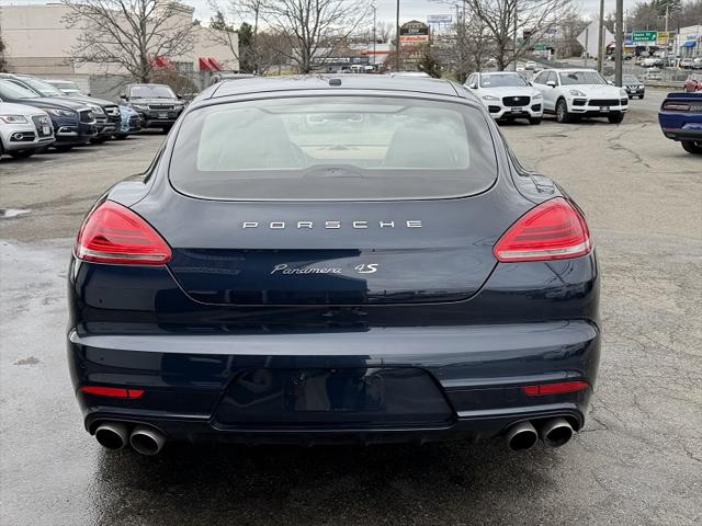 2015 Porsche Panamera 4S Executive