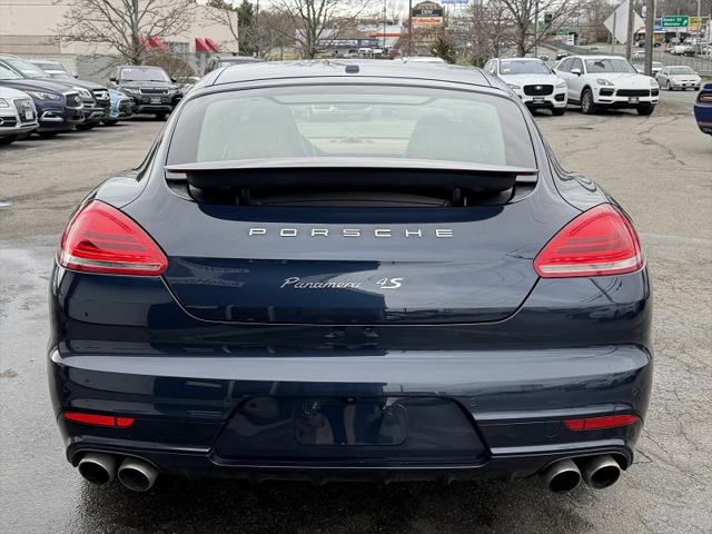 2015 Porsche Panamera 4S Executive
