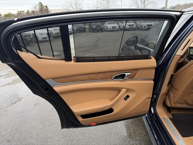 2015 Porsche Panamera 4S Executive
