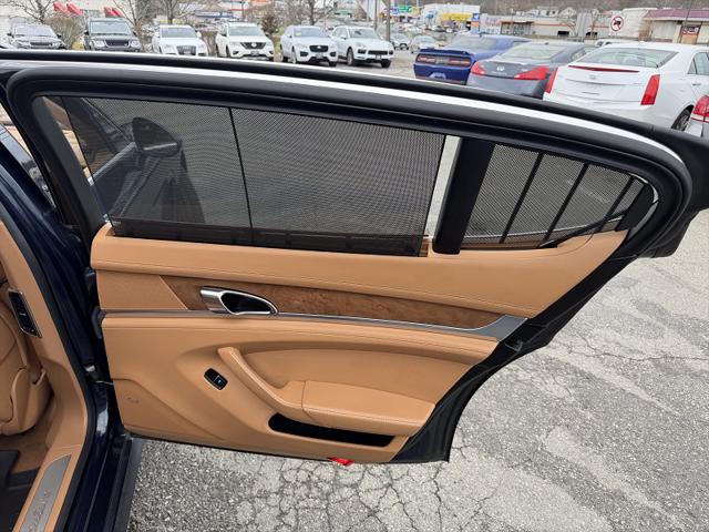2015 Porsche Panamera 4S Executive