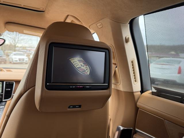 2015 Porsche Panamera 4S Executive
