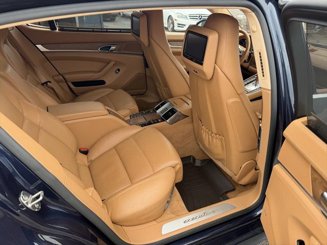 2015 Porsche Panamera 4S Executive