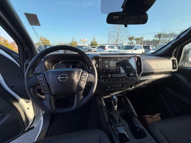 2026 Nissan Frontier Crew Cab SV 4x2