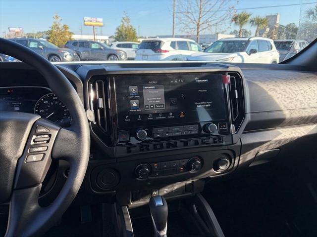 2026 Nissan Frontier Crew Cab SV 4x2