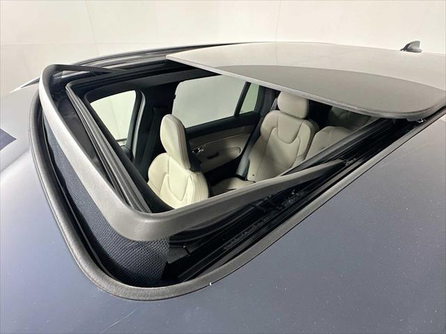 2026 Volvo XC90 Plug-In Hybrid Plus, T8 AWD, Electric/Gasoline, Bright, 7 Seats
