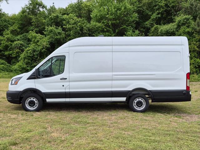 2026 Ford Transit Cargo Van T-350 148 EL Hi Rf 9500 GVWR RWD