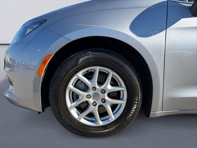 2020 Chrysler Voyager LXI