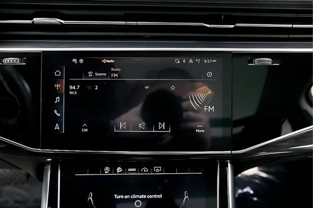 2024 Audi Q7 Premium Plus 45 TFSI quattro Tiptronic