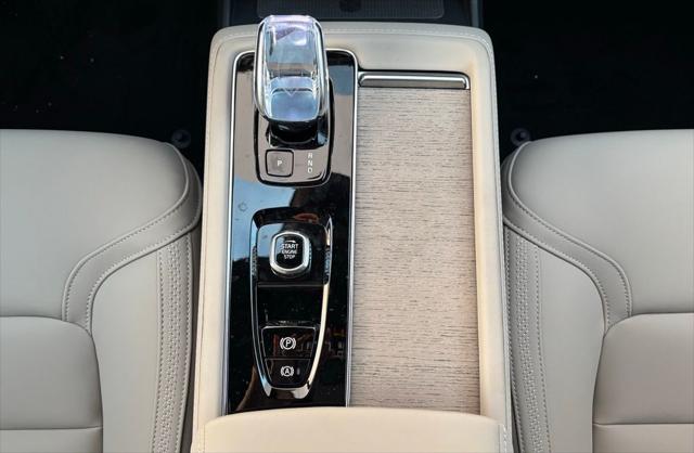2026 Volvo XC90 Plus, B6 AWD Gas (mild hybrid), Gasoline, Bright, 7 Seats