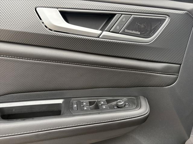 2026 Volkswagen Atlas Cross Sport SEL Premium R-Line