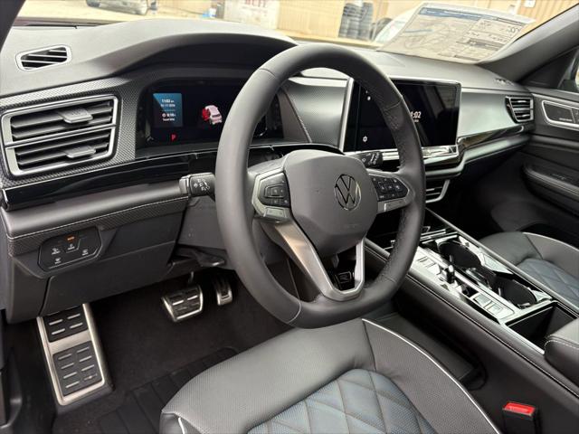 2026 Volkswagen Atlas Cross Sport SEL Premium R-Line