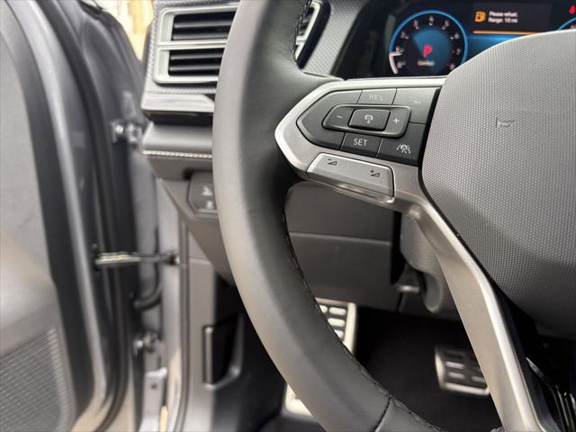 2026 Volkswagen Atlas Cross Sport SEL Premium R-Line