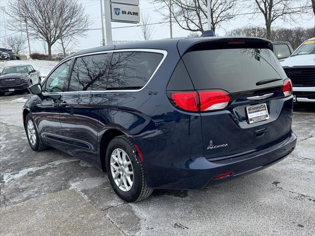 2017 Chrysler Pacifica Touring