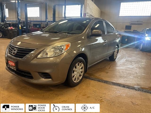 2012 Nissan Versa 1.6 SV 2012 Nissan Versa 1.6 SV