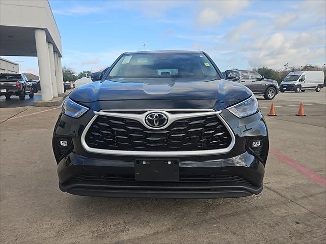 2024 Toyota Highlander LE 2024 Toyota Highlander LE