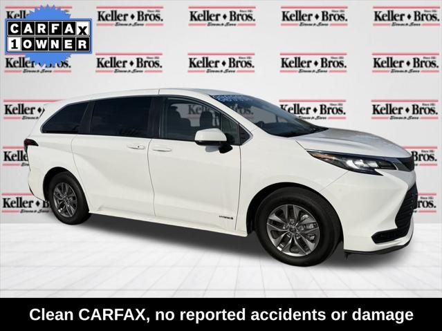 2021 Toyota Sienna LE