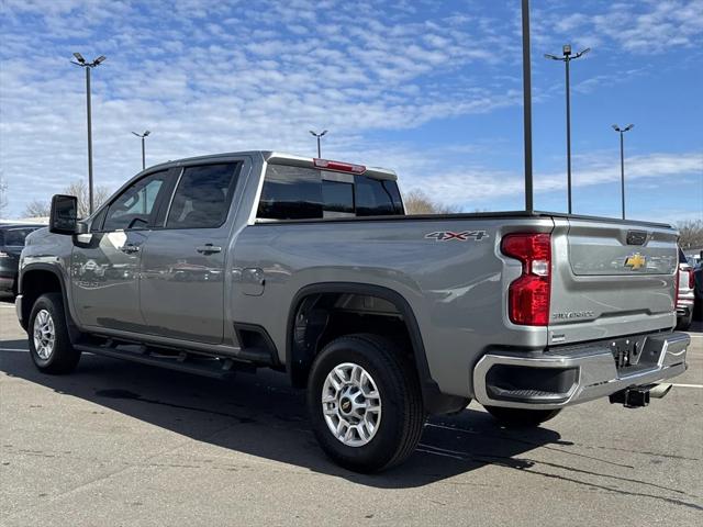 2025 Chevrolet Silverado 2500HD 4WD Crew Cab Standard Bed LT