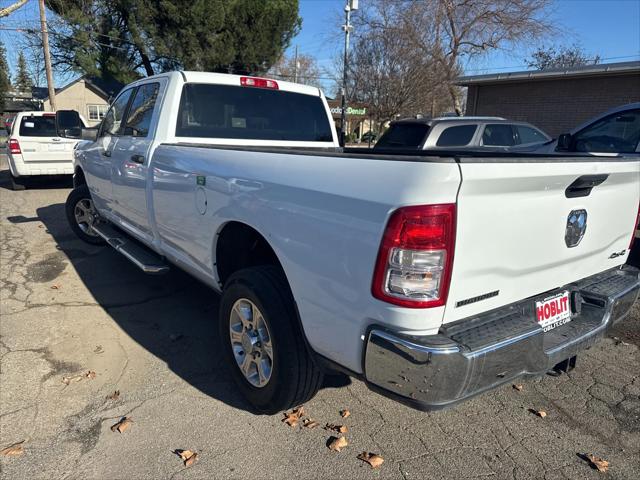 2024 RAM 3500 Big Horn Crew Cab 4x4 8 Box