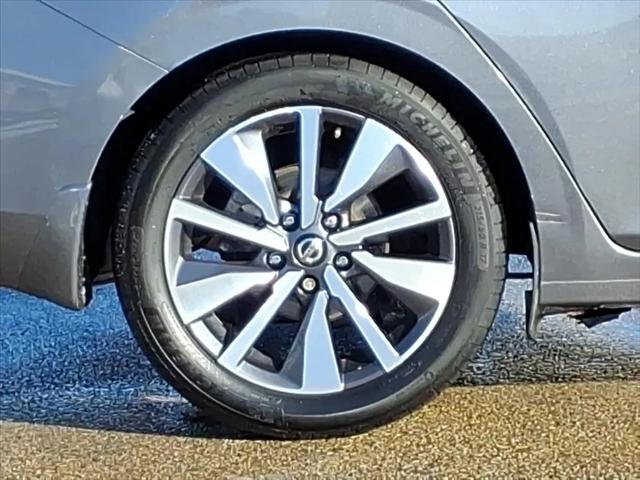 2020 Nissan Sentra SV Xtronic CVT