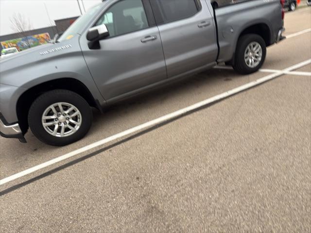 2020 Chevrolet Silverado 1500 4WD Crew Cab Short Bed LT