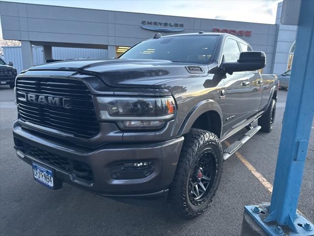 2020 RAM 3500 Laramie Crew Cab 4x4 8 Box