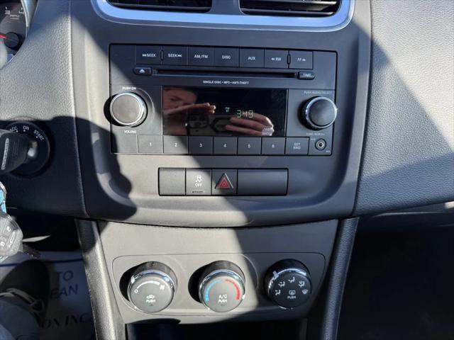 2013 Dodge Avenger SE
