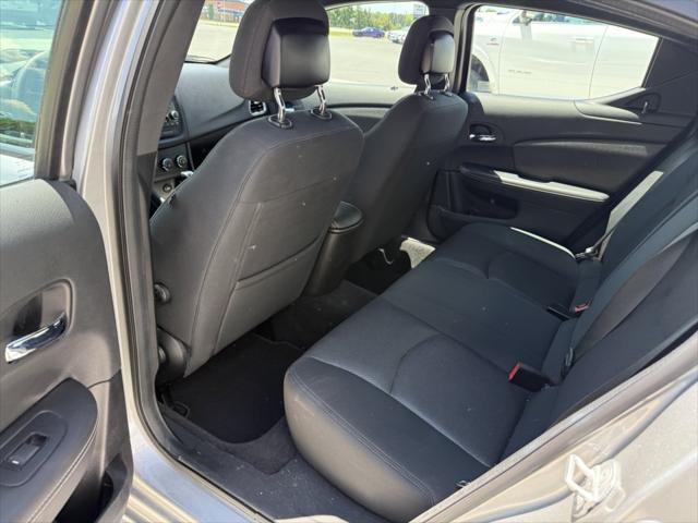 2013 Dodge Avenger SE