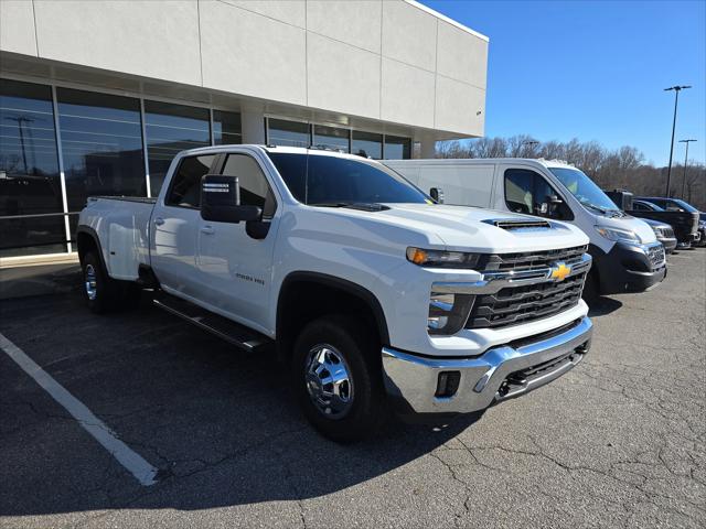 2024 Chevrolet Silverado 3500HD 4WD Crew Cab Long Bed LT