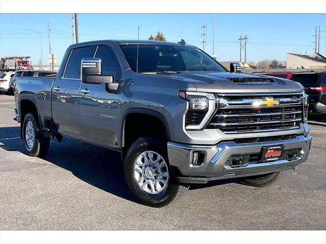 2025 Chevrolet Silverado 3500HD 4WD Crew Cab Standard Bed LTZ