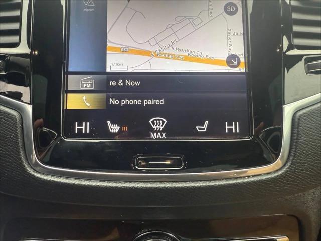 2017 Volvo XC90 T6 Momentum