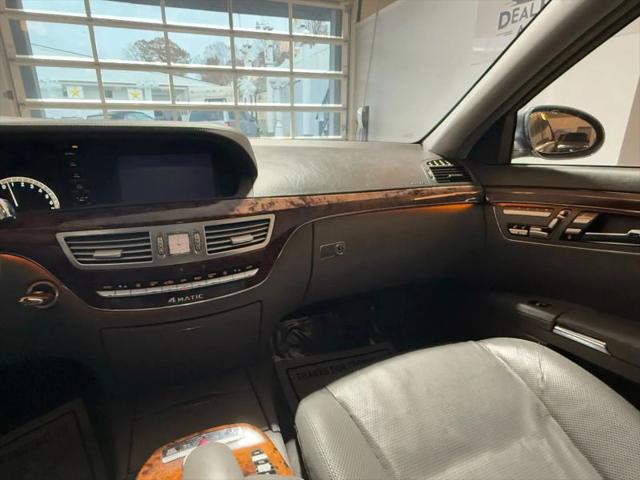 2009 Mercedes-Benz S 550 4MATIC