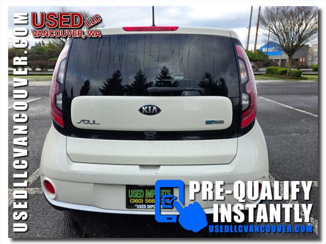 2017 Kia Soul EV Base
