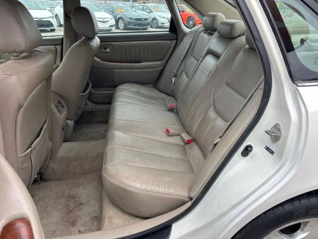 2004 Toyota Avalon XL