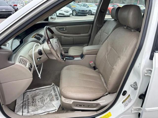 2004 Toyota Avalon XL