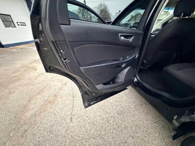 2018 Ford Edge SE