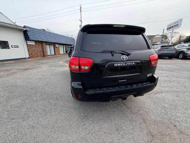 2013 Toyota Sequoia SR5 5.7L V8