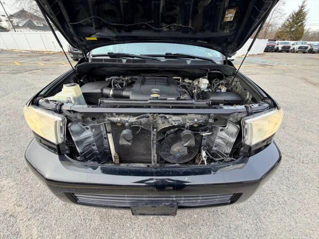 2013 Toyota Sequoia SR5 5.7L V8