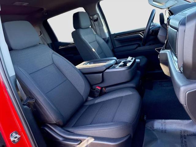 2025 GMC Sierra 1500 4WD Crew Cab Short Box Elevation with 3VL